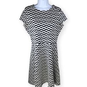 Leota Black White Abstract Knit Fit and Flare Dress L